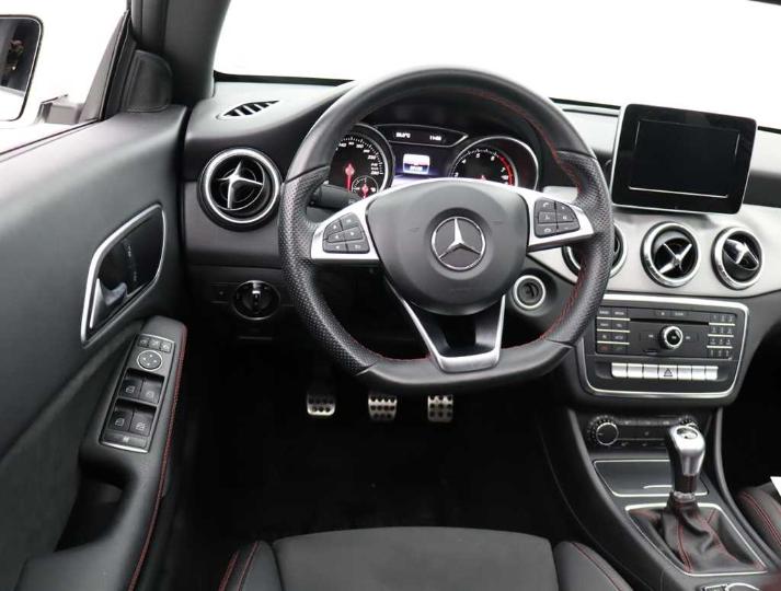 Photo 9 VIN: WDD1173421N411415 - MERCEDES-BENZ CLA &#3913 