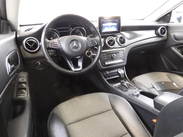 Photo 2 VIN: WDD1173421N483947 - MERCEDES-BENZ CLA-KLASSE 