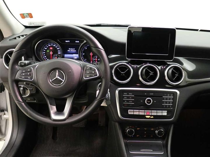 Photo 16 VIN: WDD1179081N473654 - MERCEDES-BENZ CLA-KLASSE 