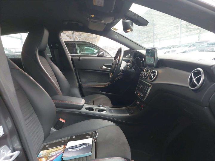 Photo 9 VIN: WDD1179081N542916 - MERCEDES-BENZ CLASSE CLA SHOOTING BRAKE 