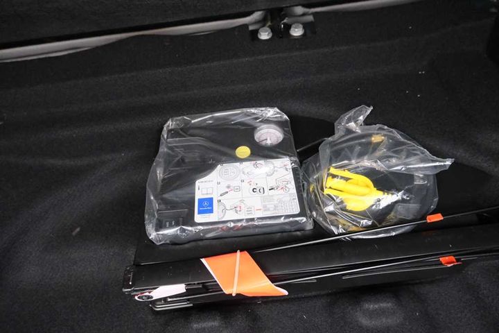 Photo 15 VIN: WDD1179081N595814 - MERCEDES-BENZ CLA SH.BRAKE FL&#3916 