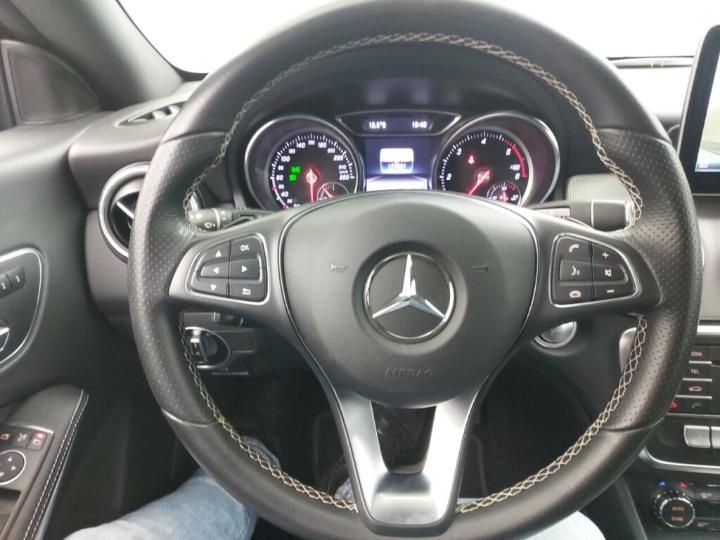 Photo 10 VIN: WDD1179121N572528 - MERCEDES-BENZ CLA 