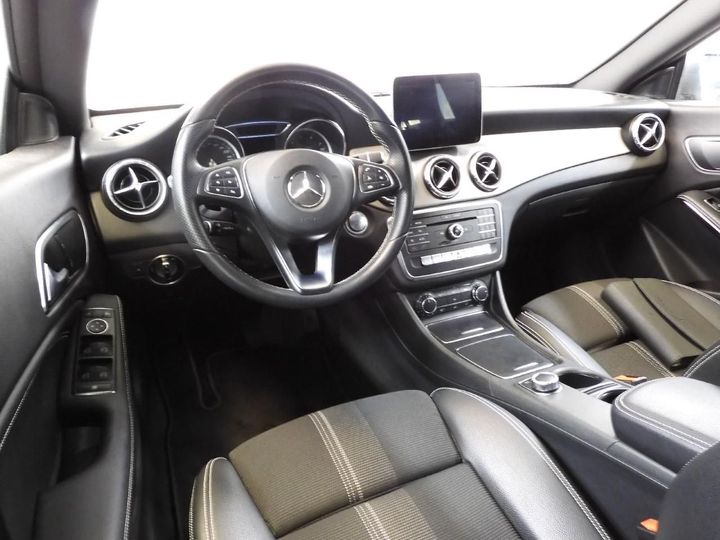 Photo 3 VIN: WDD1179421N593610 - MERCEDES-BENZ CLA 