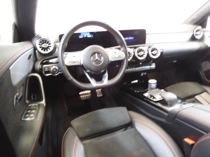 Photo 3 VIN: WDD1183841N004975 - MERCEDES-BENZ CLA 