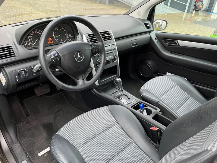 Photo 5 VIN: WDD1693311J410360 - MERCEDES-BENZ A-KLASSE 