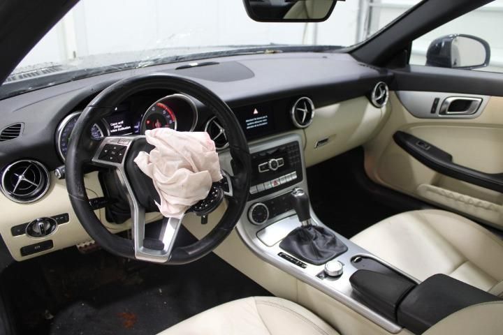 Photo 11 VIN: WDD1724031F094415 - MERCEDES-BENZ SLK-CLASS CABRIOLET 