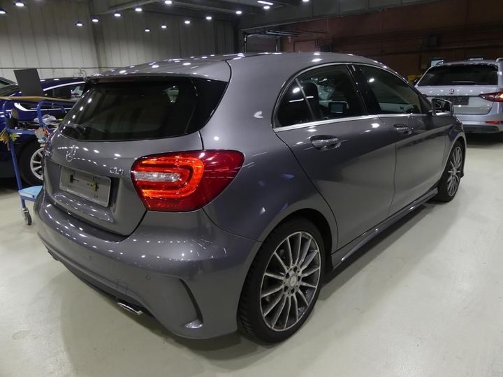 Photo 2 VIN: WDD1760011J228730 - MERCEDES-BENZ A 