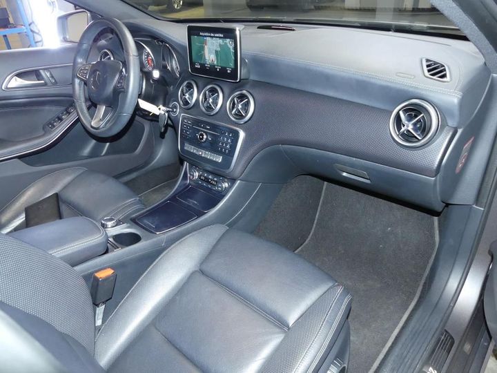 Photo 3 VIN: WDD1760021J488657 - MERCEDES-BENZ A 