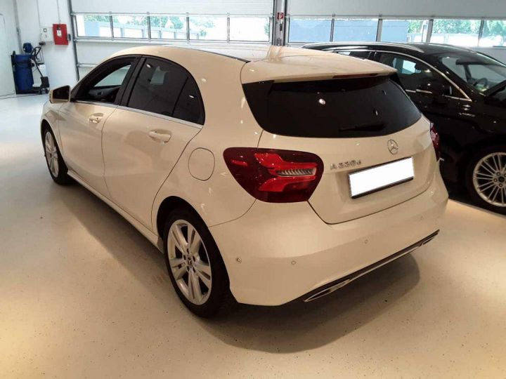 Photo 3 VIN: WDD1760031J672724 - MERCEDES-BENZ A 220 D 