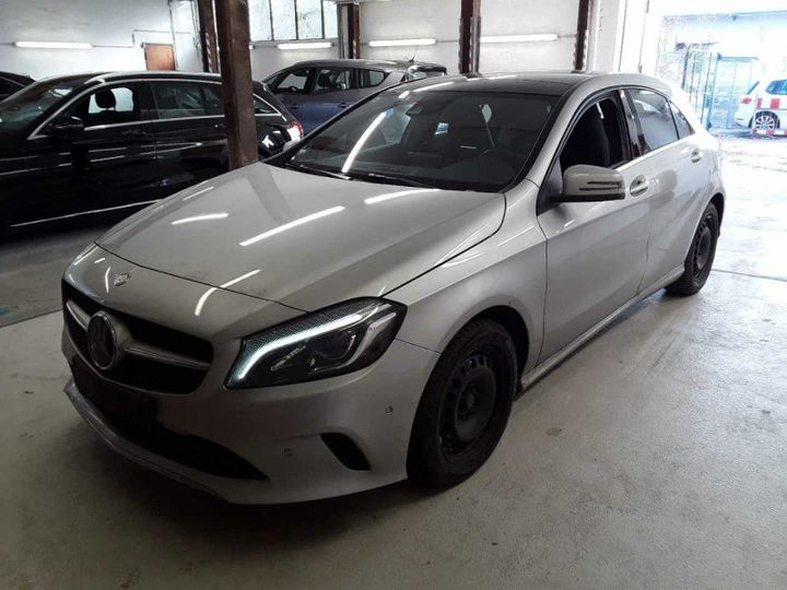 Photo 2 VIN: WDD1760051J549010 - MERCEDES-BENZ A 220 CDI 