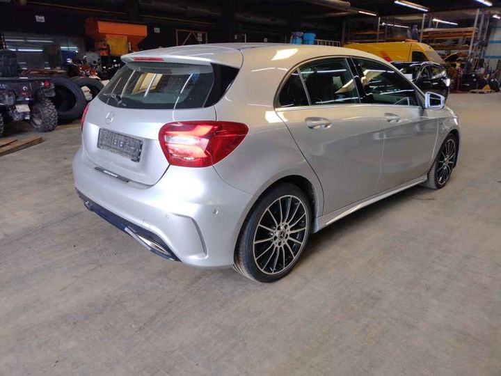 Photo 3 VIN: WDD1760051J779336 - MERCEDES-BENZ A -KLASSE 