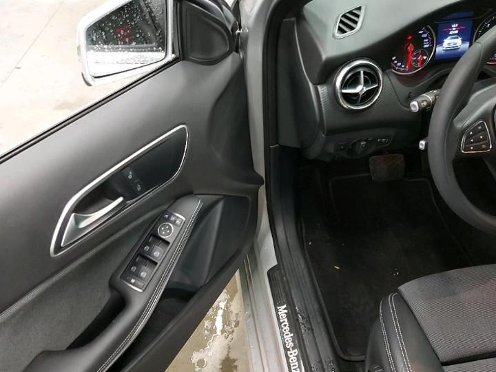 Photo 13 VIN: WDD1760081J430926 - MERCEDES-BENZ A 