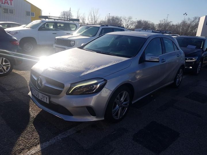 Photo 1 VIN: WDD1760081J497391 - MERCEDES-BENZ CLASE A 