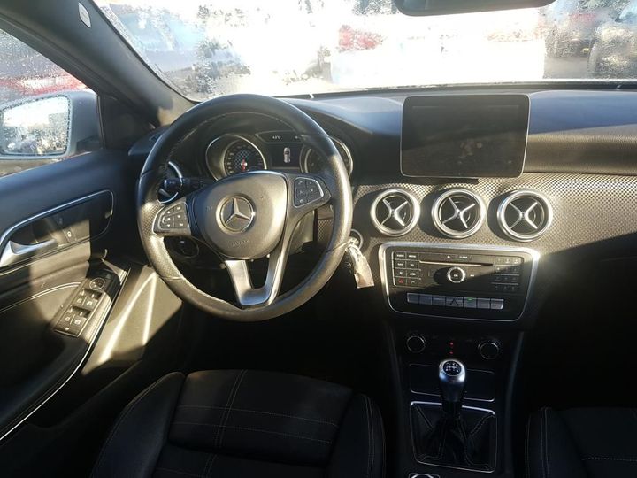 Photo 3 VIN: WDD1760081J497391 - MERCEDES-BENZ CLASE A 