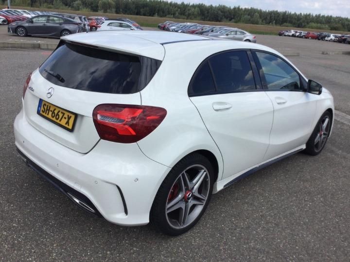 Photo 3 VIN: WDD1760081J526094 - MERCEDES-BENZ A-CLASS HATCHBACK 