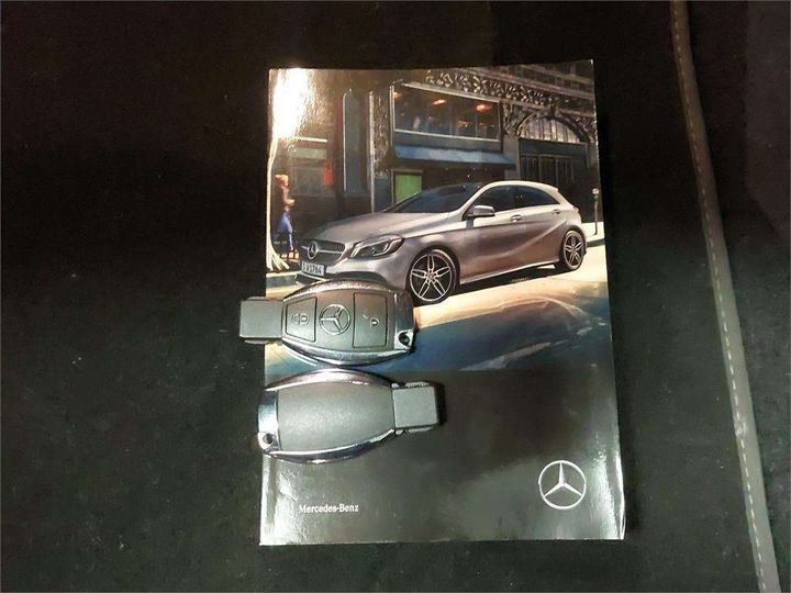 Photo 6 VIN: WDD1760081J625009 - MERCEDES-BENZ CLASSE A BERLINE 