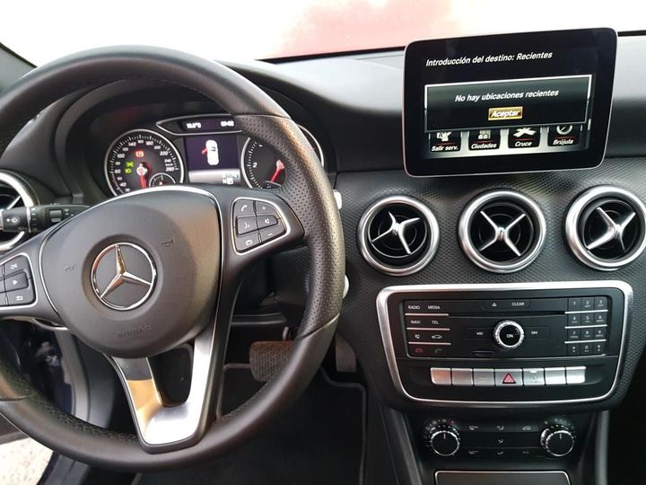 Photo 10 VIN: WDD1760081J749818 - MERCEDES-BENZ CLASE A 