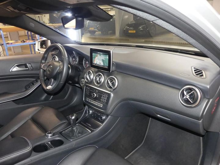 Photo 6 VIN: WDD1760081J761623 - MERCEDES-BENZ A 