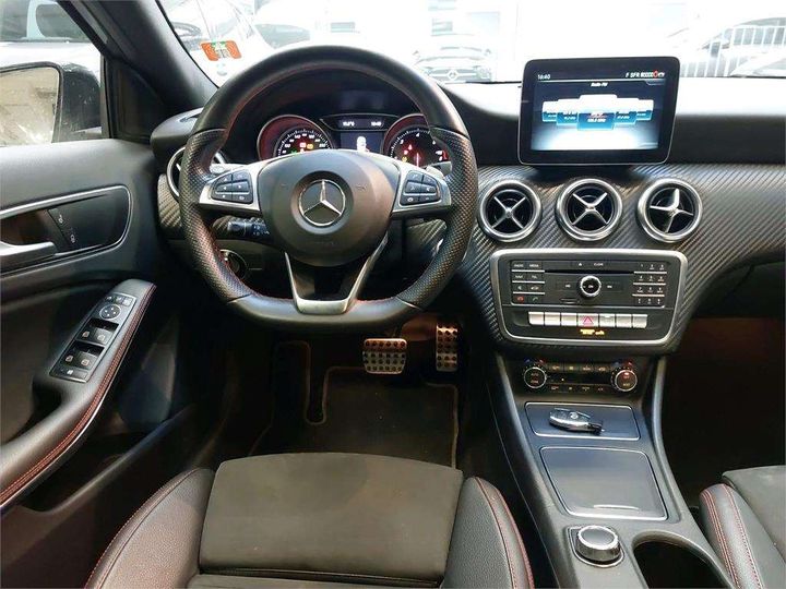 Photo 4 VIN: WDD1760081V181439 - MERCEDES-BENZ CLASSE A BERLINE 