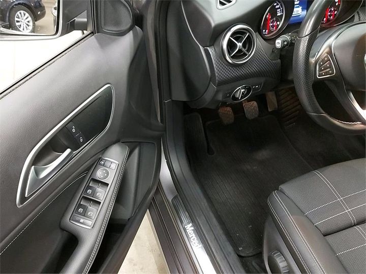 Photo 13 VIN: WDD1760111J547074 - MERCEDES-BENZ A 