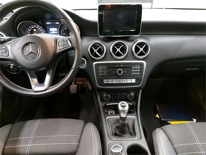 Photo 8 VIN: WDD1760111J547074 - MERCEDES-BENZ A 