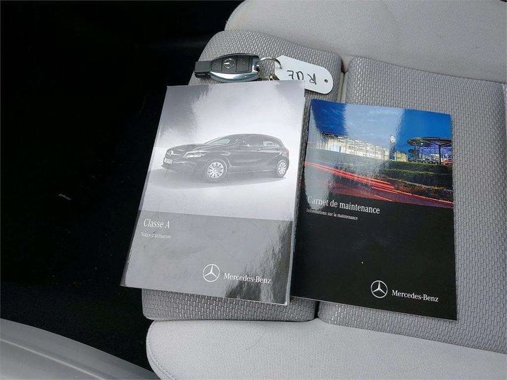 Photo 6 VIN: WDD1760121J465070 - MERCEDES-BENZ CLASSE A BERLINE 