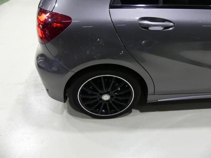 Photo 31 VIN: WDD1760121J539398 - MERCEDES-BENZ A 