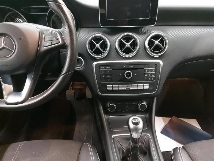 Photo 8 VIN: WDD1760121J585500 - MERCEDES-BENZ A 