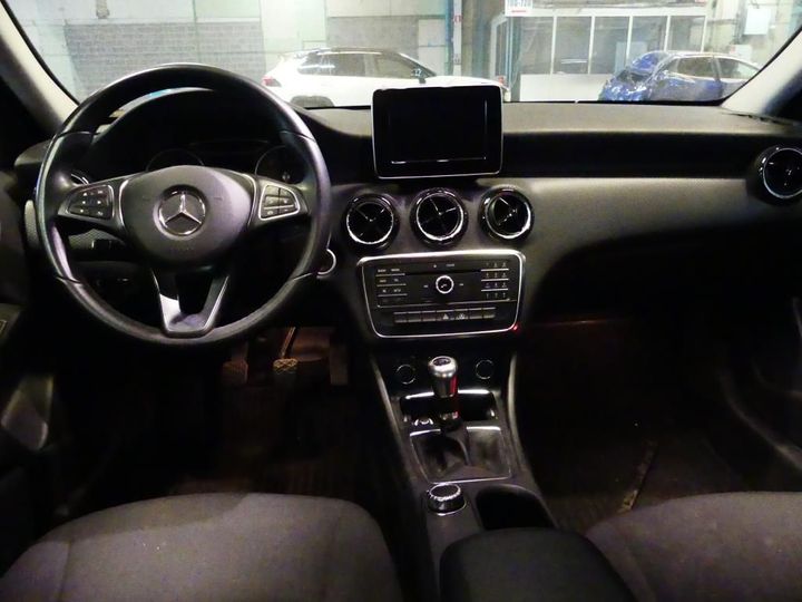 Photo 10 VIN: WDD1760121J586893 - MERCEDES-BENZ A 