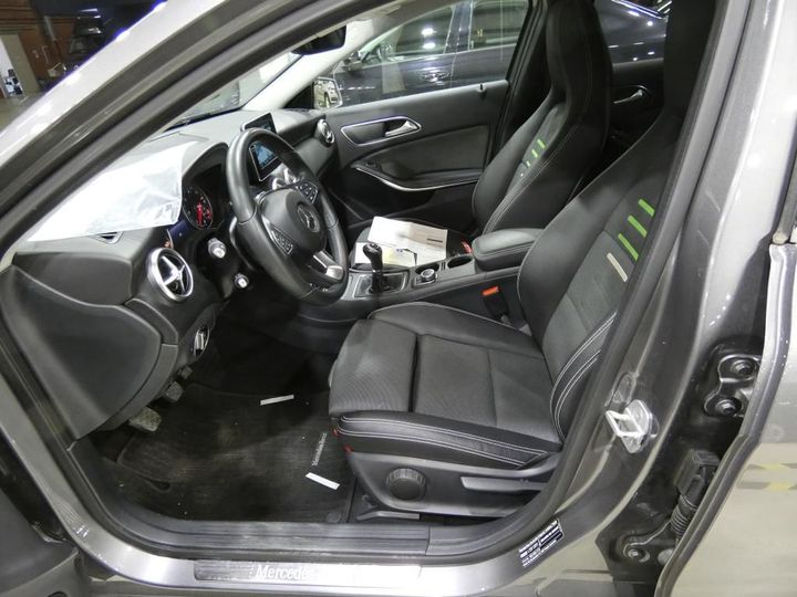 Photo 9 VIN: WDD1760121J652256 - MERCEDES-BENZ A 