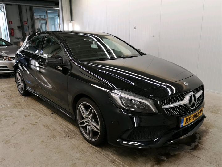 Photo 2 VIN: WDD1760121J678271 - MERCEDES-BENZ A180 