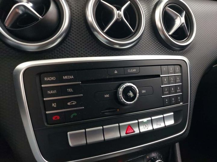 Photo 15 VIN: WDD1760121J683209 - MERCEDES-BENZ A 