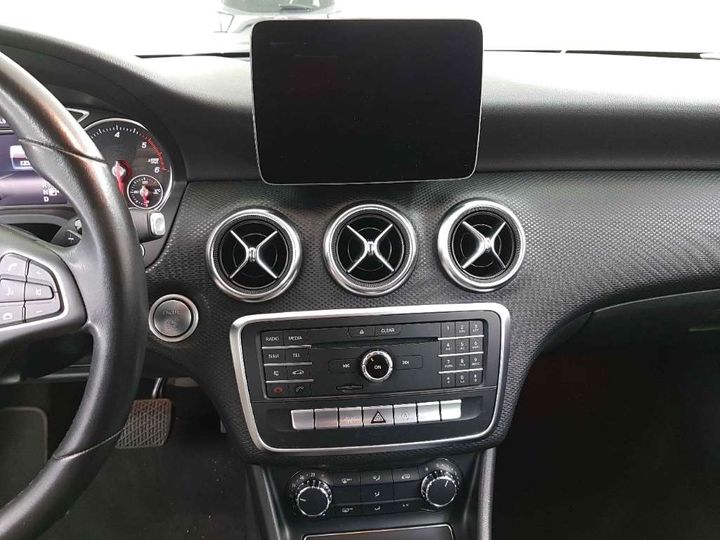 Photo 9 VIN: WDD1760121J710326 - MERCEDES-BENZ A-KLASSE 