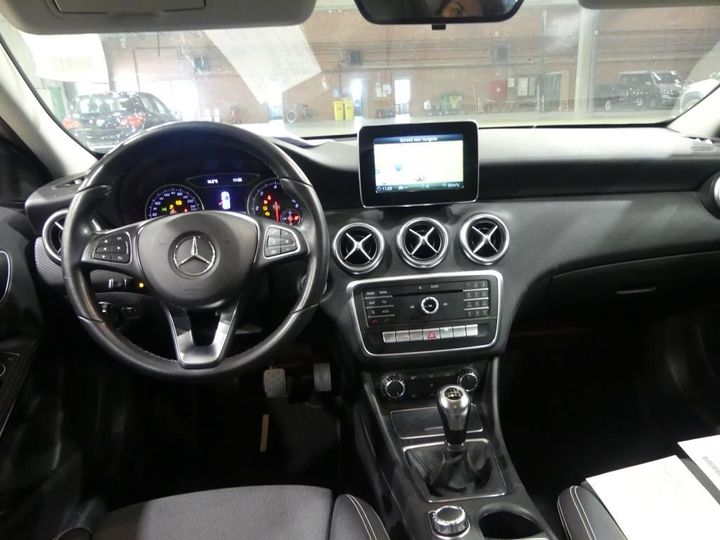 Photo 8 VIN: WDD1760121J735270 - MERCEDES-BENZ A 