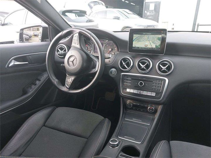 Photo 4 VIN: WDD1760121J745664 - MERCEDES-BENZ CLASSE A BERLINE 