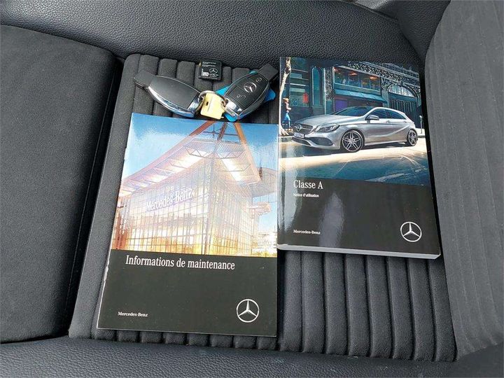 Photo 6 VIN: WDD1760121J763490 - MERCEDES-BENZ CLASSE A BERLINE 