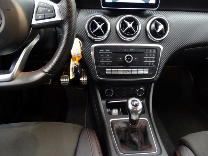 Photo 8 VIN: WDD1760121V135106 - MERCEDES-BENZ A 