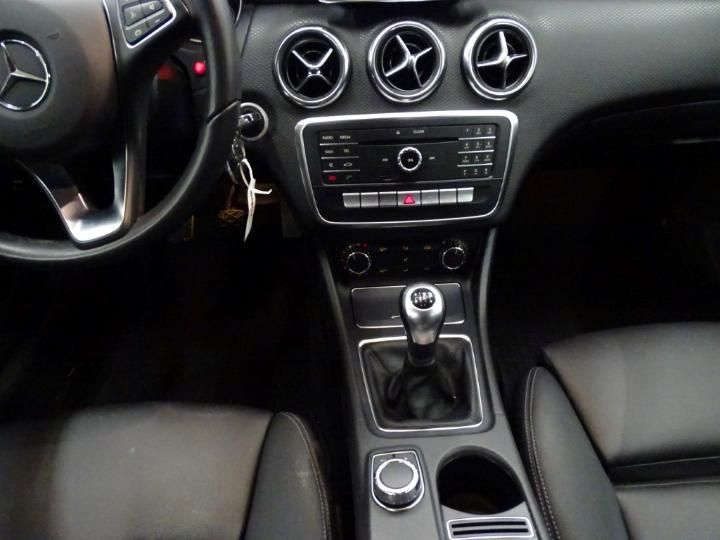 Photo 8 VIN: WDD1760121V174641 - MERCEDES-BENZ A 