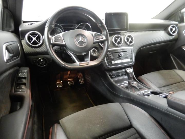 Photo 9 VIN: WDD1760411J449149 - MERCEDES-BENZ A-KLASSE 