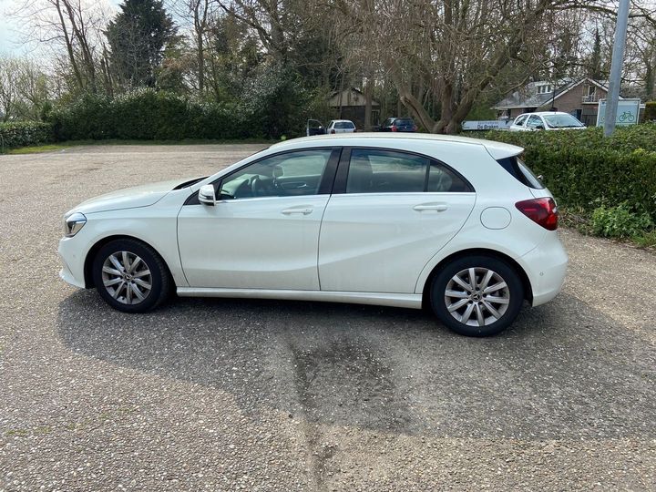 Photo 4 VIN: WDD1760411J574172 - MERCEDES-BENZ A-KLASSE 