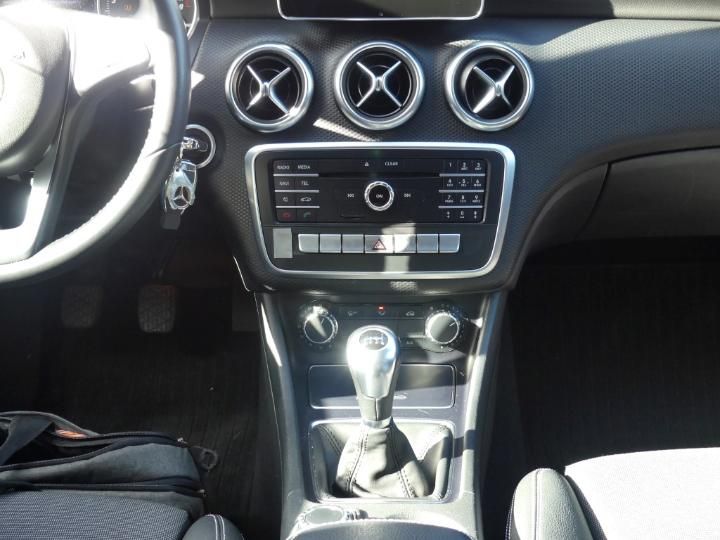 Photo 9 VIN: WDD1760411V136299 - MERCEDES-BENZ A 