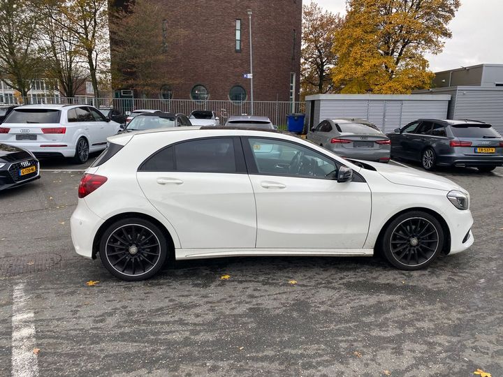 Photo 1 VIN: WDD1760421J452945 - MERCEDES-BENZ A-KLASSE 