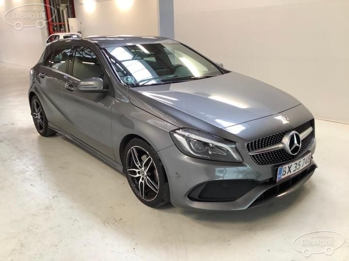 Photo 3 VIN: WDD1760431J754768 - MERCEDES-BENZ A-CLASS HATCHBACK 