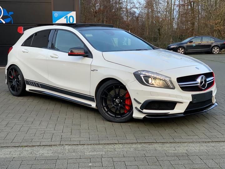 Photo 3 VIN: WDD1760521J120403 - MERCEDES-BENZ A45 AMG 4-MATIC HATCHBACK 