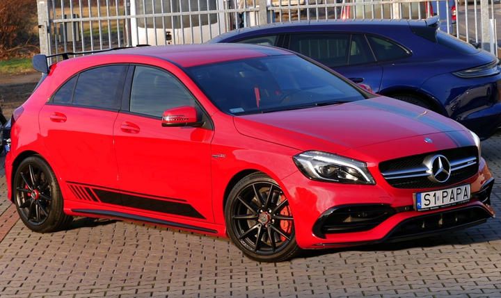 Photo 4 VIN: WDD1760521J612875 - MERCEDES-BENZ A 45 HATCHBACK 