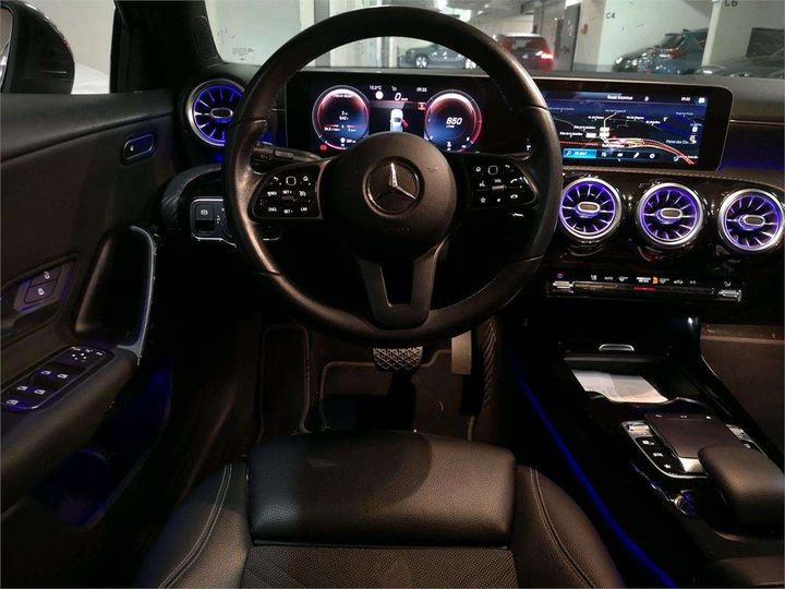 Photo 9 VIN: WDD1770031N001707 - MERCEDES-BENZ CLASSE A BERLINE 