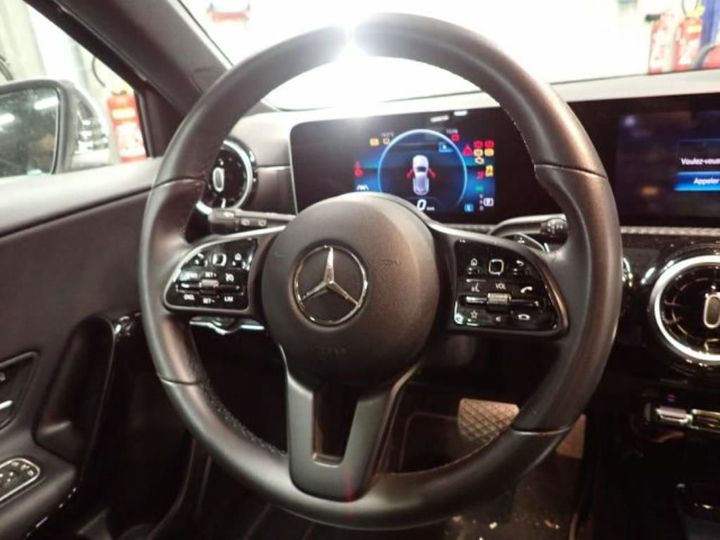 Photo 9 VIN: WDD1770031N004629 - MERCEDES-BENZ CLASSE A 