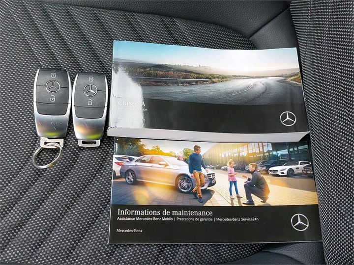 Photo 9 VIN: WDD1770031N010000 - MERCEDES-BENZ CLASSE A BERLIN 