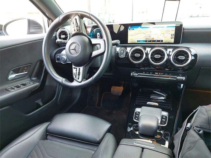 Photo 4 VIN: WDD1770031N010120 - MERCEDES-BENZ CLASSE A BERLINE 