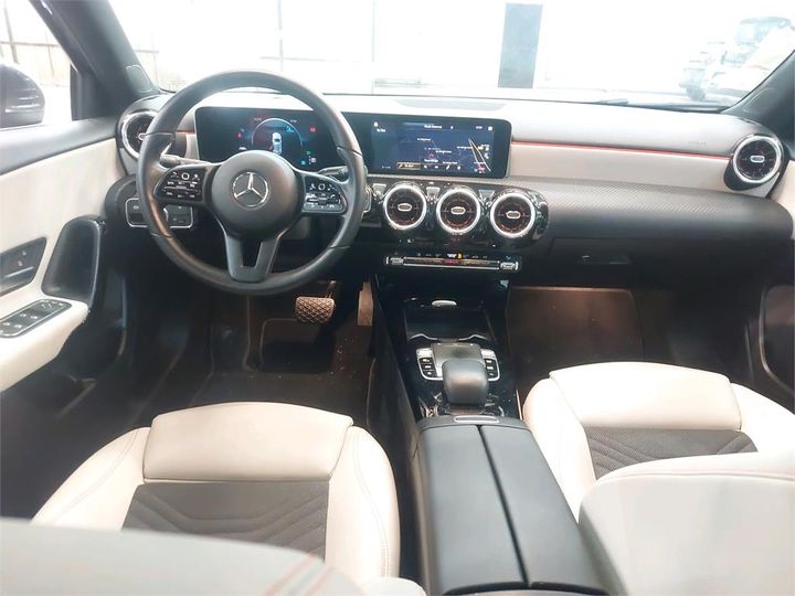 Photo 2 VIN: WDD1770031N014953 - MERCEDES-BENZ CLASSE A 